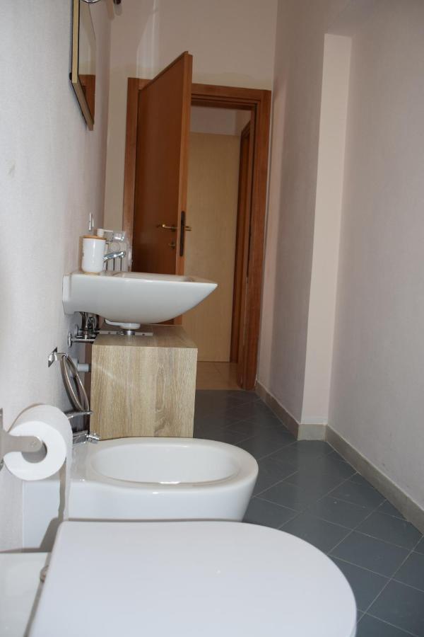 Good House- Ampio Appartamento Vicino Al Mare Rimini Extérieur photo